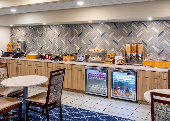 Fairfield Inn&Suites Lancaster