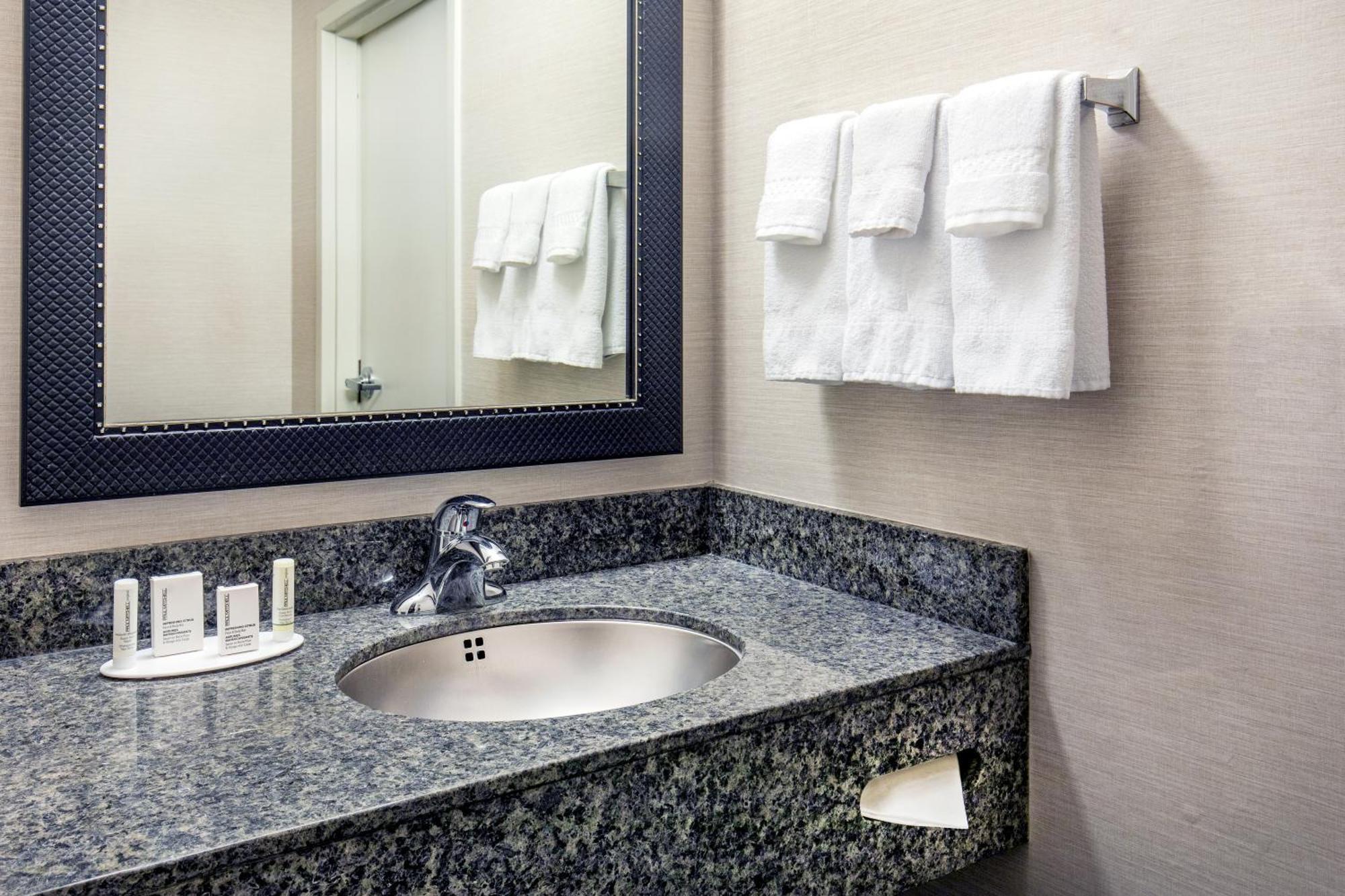 Fairfield Inn&suites Lancaster Hotel Rohrerstown